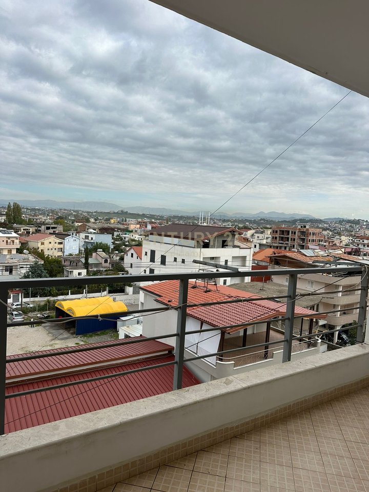 Appartamento 1+1 in Affitto sulla Spiaggia Rrota e Kuqe, Durrës - 310€ | 66 m²