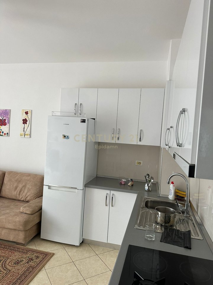 Appartamento 1+1 in Affitto sulla Spiaggia Rrota e Kuqe, Durrës - 310€ | 66 m²