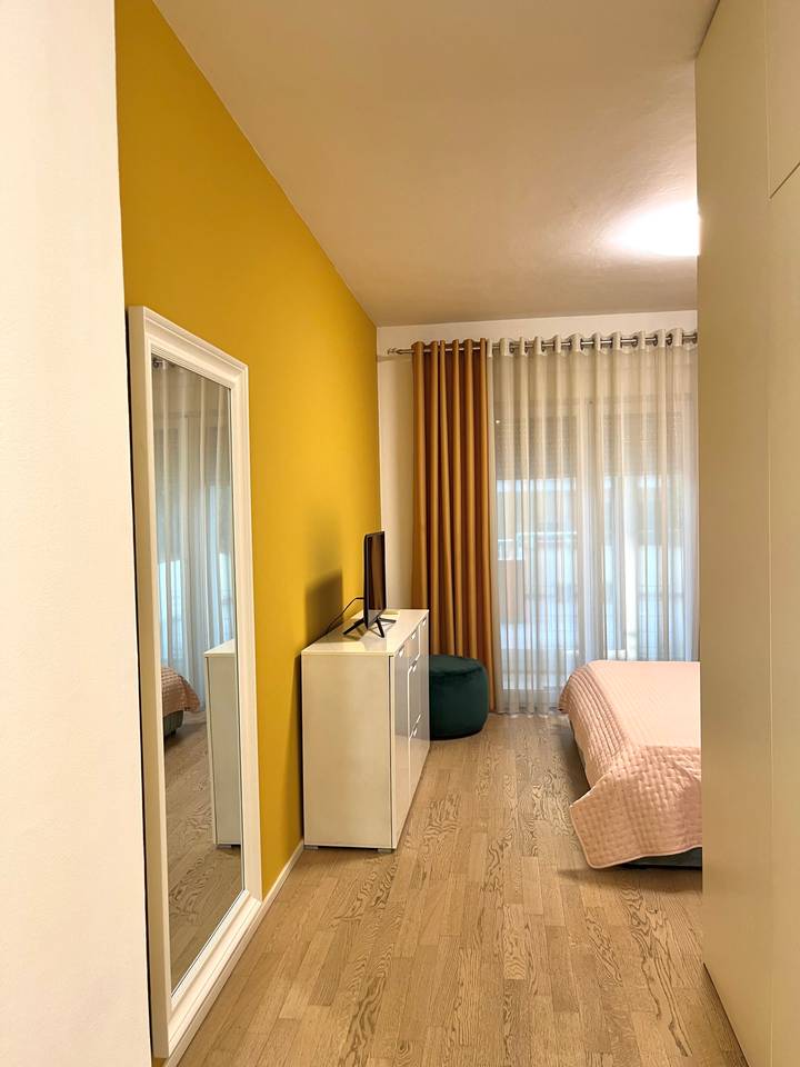 Apartament 3+1+3 me verande dhe post parkimi ne shitje tek rezidenca Touch of Sun !