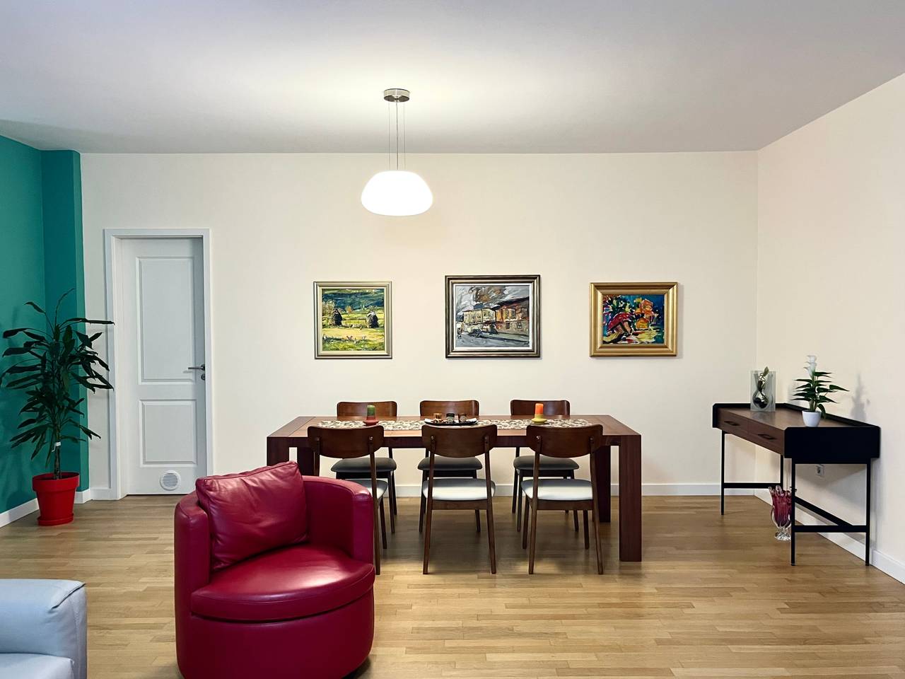 Apartament 3+1+3 me verande dhe post parkimi ne shitje tek rezidenca Touch of Sun !