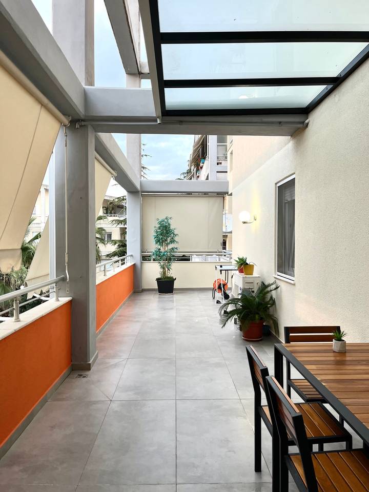 Apartament 3+1+3 me verande dhe post parkimi ne shitje tek rezidenca Touch of Sun !