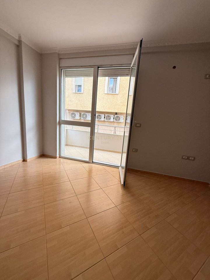 APPARTAMENTO 1+1 IN VENDITA, VISTA MARE LATERALE (INCLUSO GARAGE) A "KALAJA"