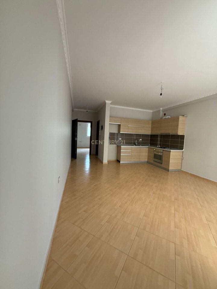 APPARTAMENTO 1+1 IN VENDITA, VISTA MARE LATERALE (INCLUSO GARAGE) A "KALAJA"