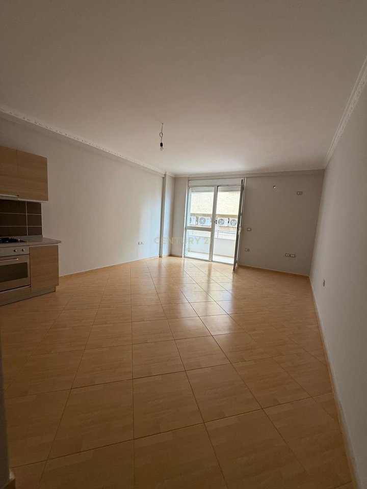 APPARTAMENTO 1+1 IN VENDITA, VISTA MARE LATERALE (INCLUSO GARAGE) A "KALAJA"