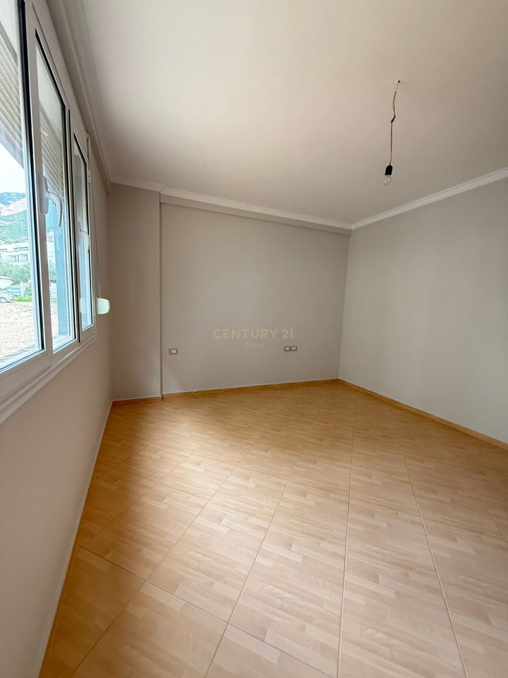 APPARTAMENTO 1+1 IN VENDITA, VISTA MARE LATERALE (INCLUSO GARAGE) A "KALAJA"