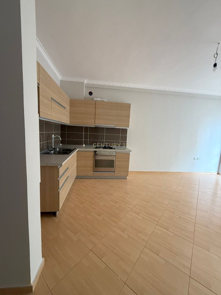 APPARTAMENTO 1+1 IN VENDITA, VISTA MARE LATERALE (INCLUSO GARAGE) A "KALAJA"