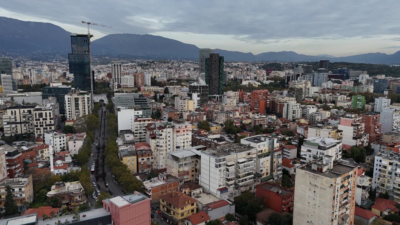 Appartamento 2+1 in Via Kavaja!