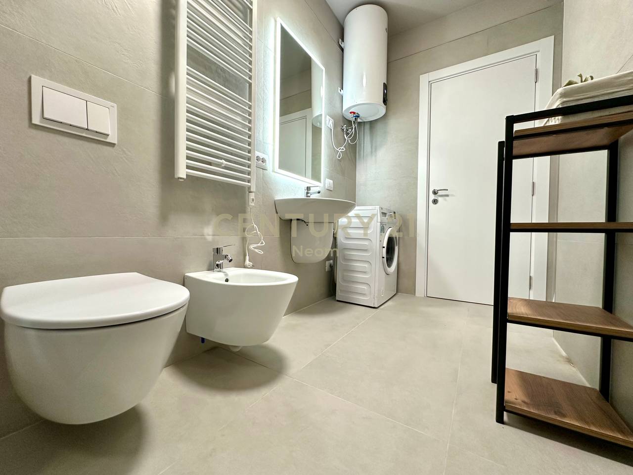 QIRA, APPARTAMENTO MODERNO 1+1 CON POSTO AUTO‼️