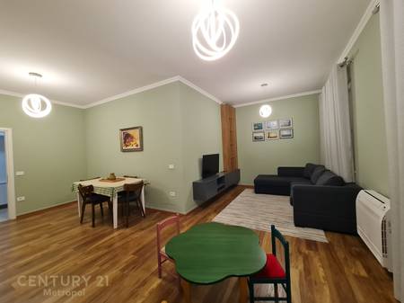 FOR RENT 2+1+2 APARTMENT WITH PARKING SPACE, OPPOSITE AMERICAN HOSPITAL 3-BEDS!