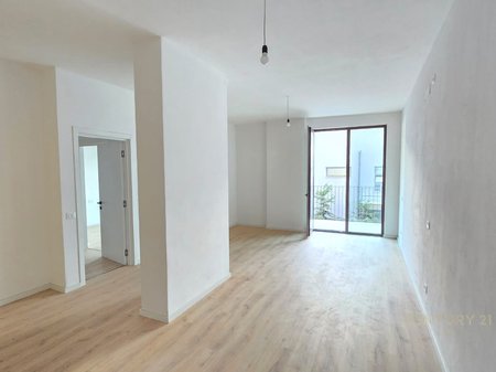 2+1+2 for rent at Altana, Dinamo Complex for office.