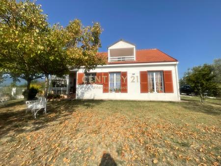 UNIQUE VILLA FOR RENT IN THE FARKA AREA