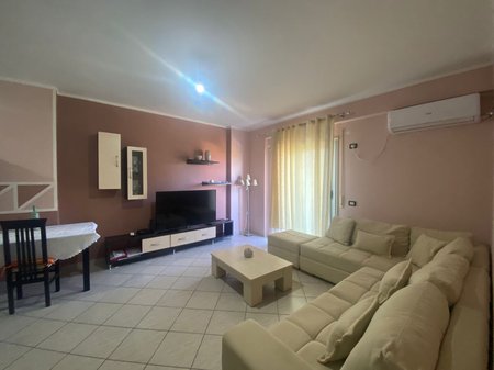 APARTAMENT 1+1 PER SHITJE,NE TRANSBALLKANIKE!