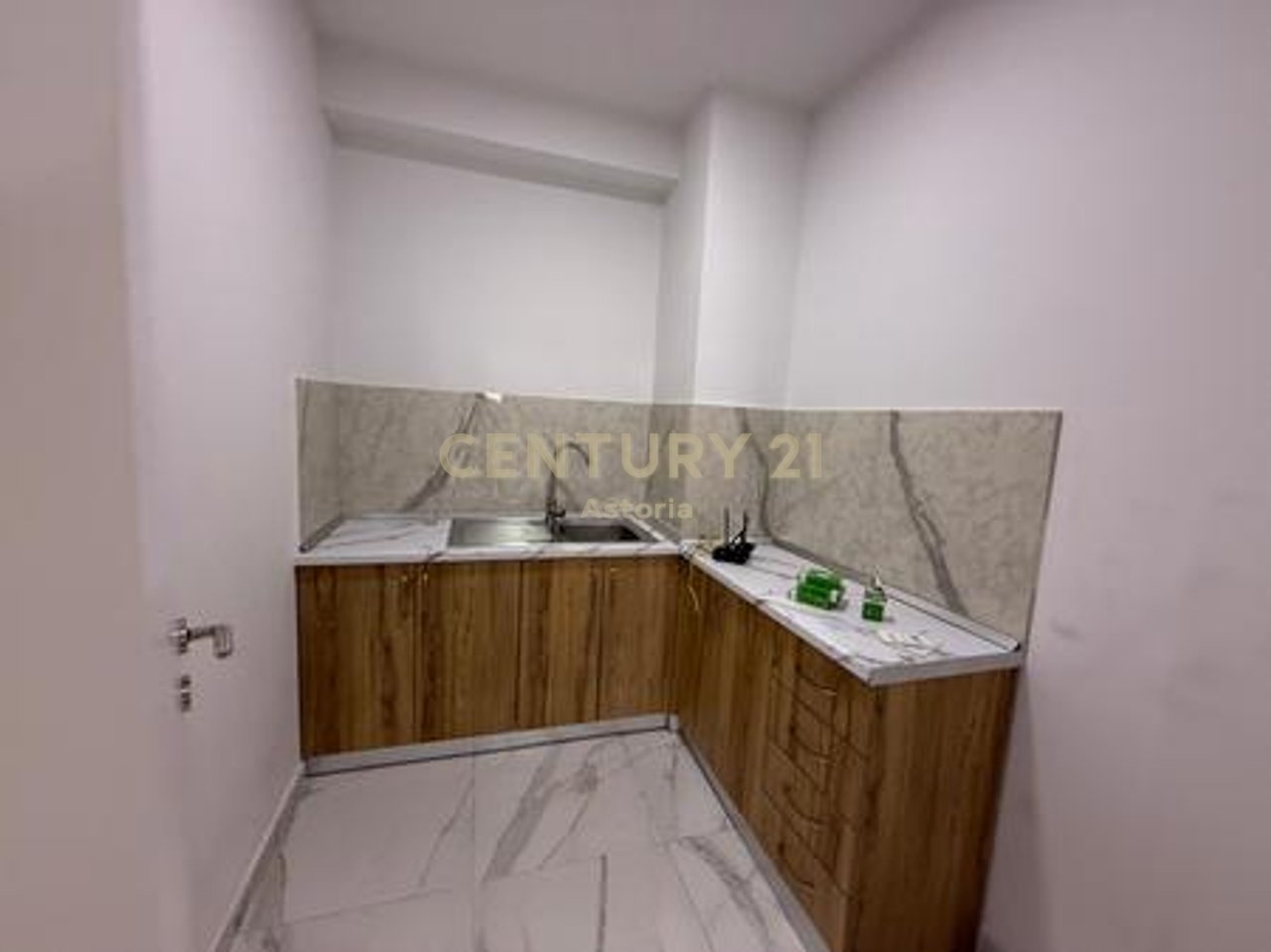 UFFICIO SPAZIO 2+1+2 "RESIDENZA FUTURA CASA", ASTIR