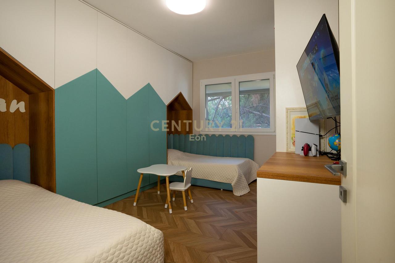 SHITET SUPER APARTAMENT 2+1 50M PRANE DETIT NE PLAZH, DURRES !!