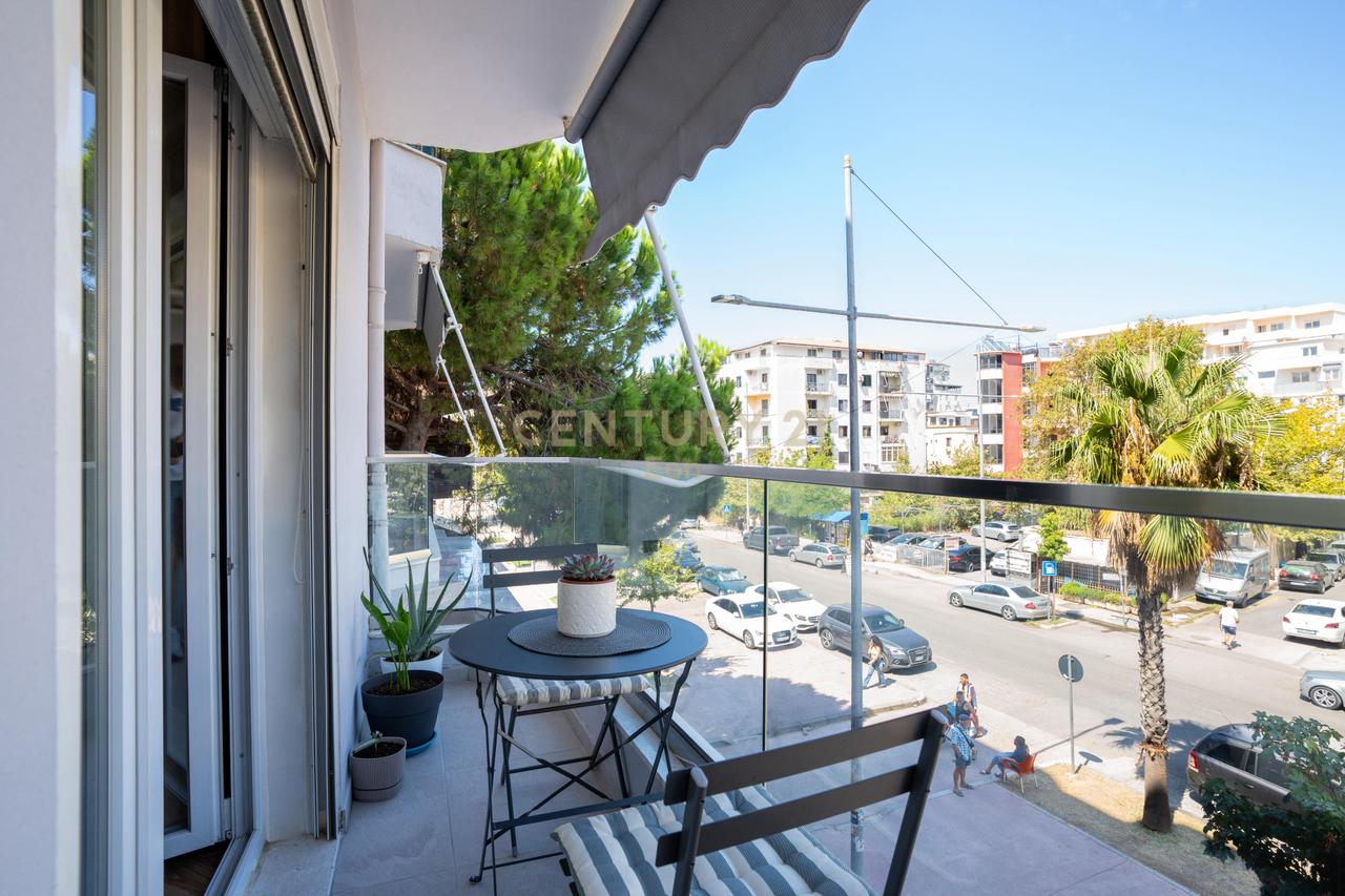 SHITET SUPER APARTAMENT 2+1 50M PRANE DETIT NE PLAZH, DURRES !!