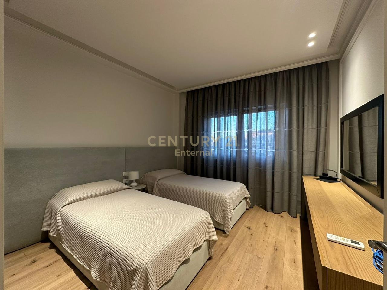 Apartament 2+1 me qira ne Myslym Shyr