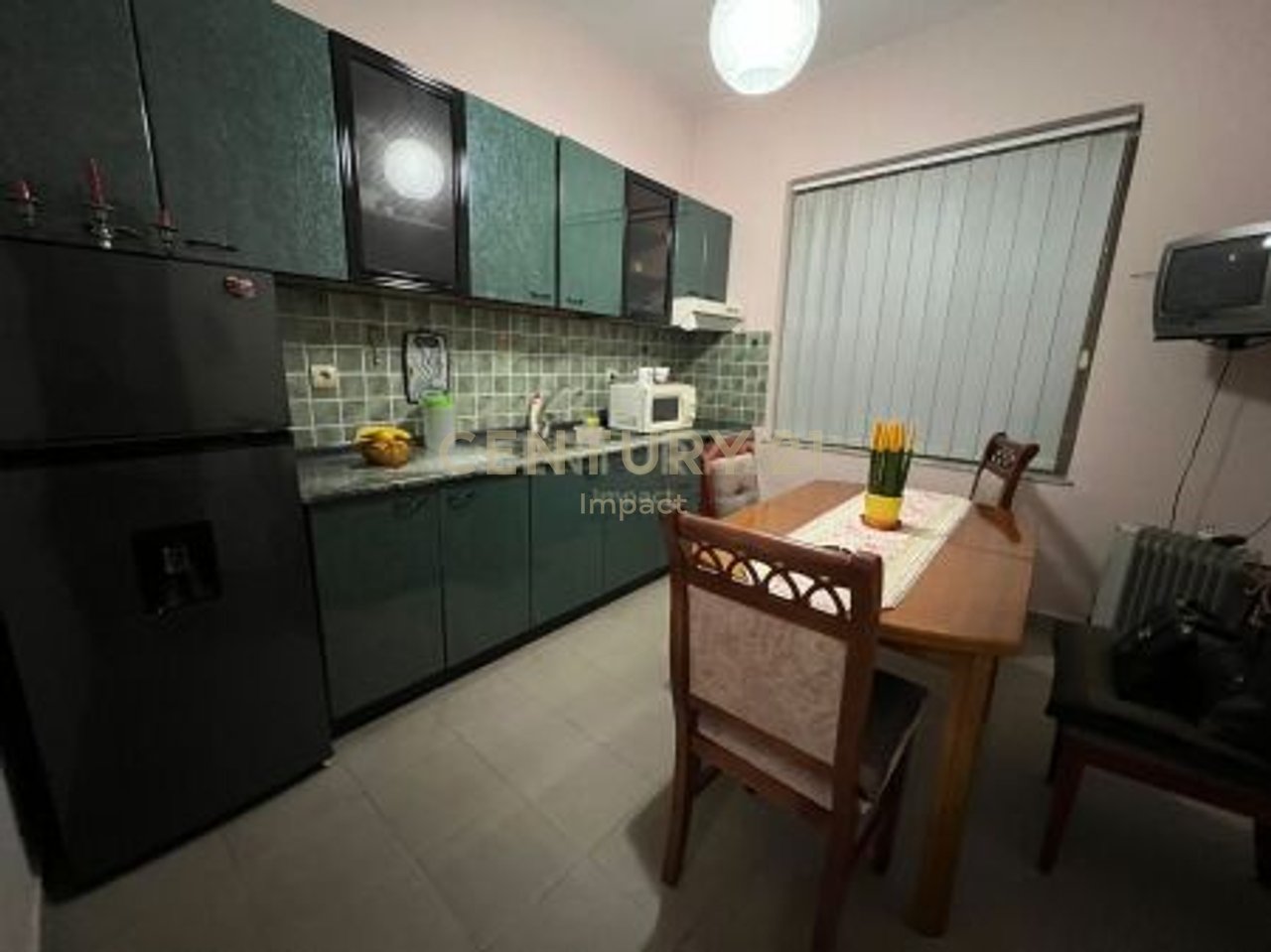 SHESIM APARTAMENT 1+1 ME AMBIENT GATIMI ME VETE, I MOBILUAR!