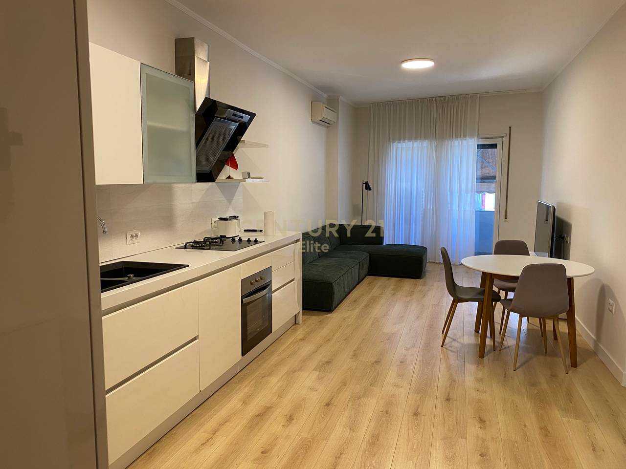 Apartament 1+1 per qira, Pazari i Ri