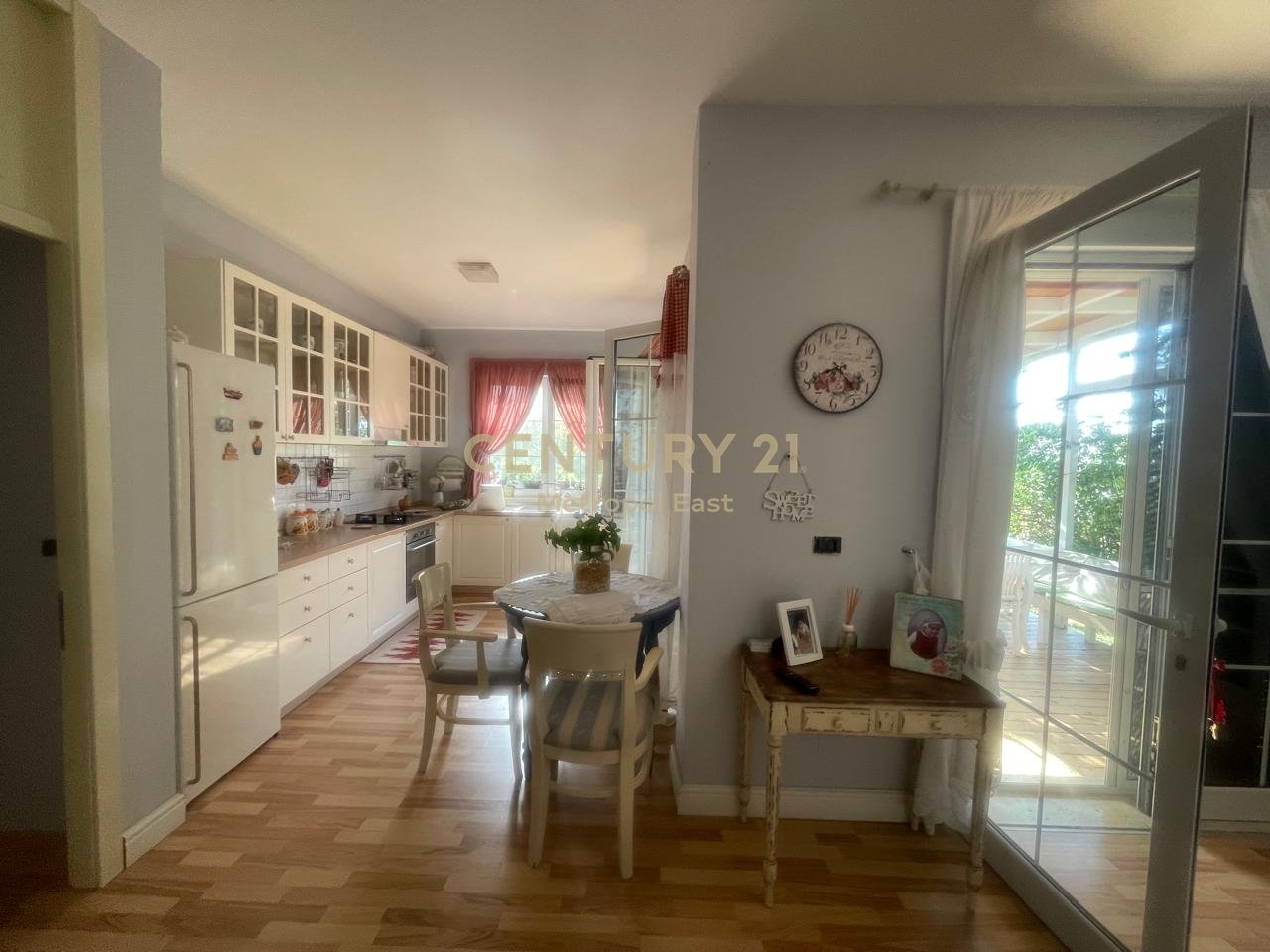 UNIQUE VILLA FOR RENT IN THE FARKA AREA