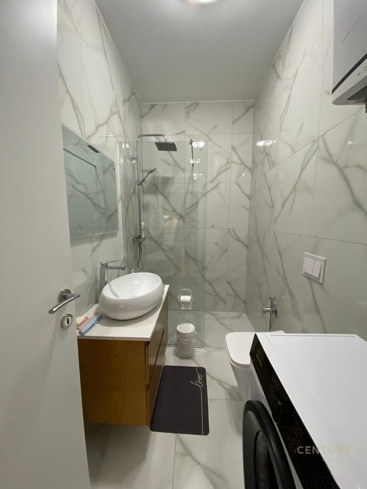ME QIRA APARTAMENT I RI 1+1 TEK REZIDENCA MINE PEZA!