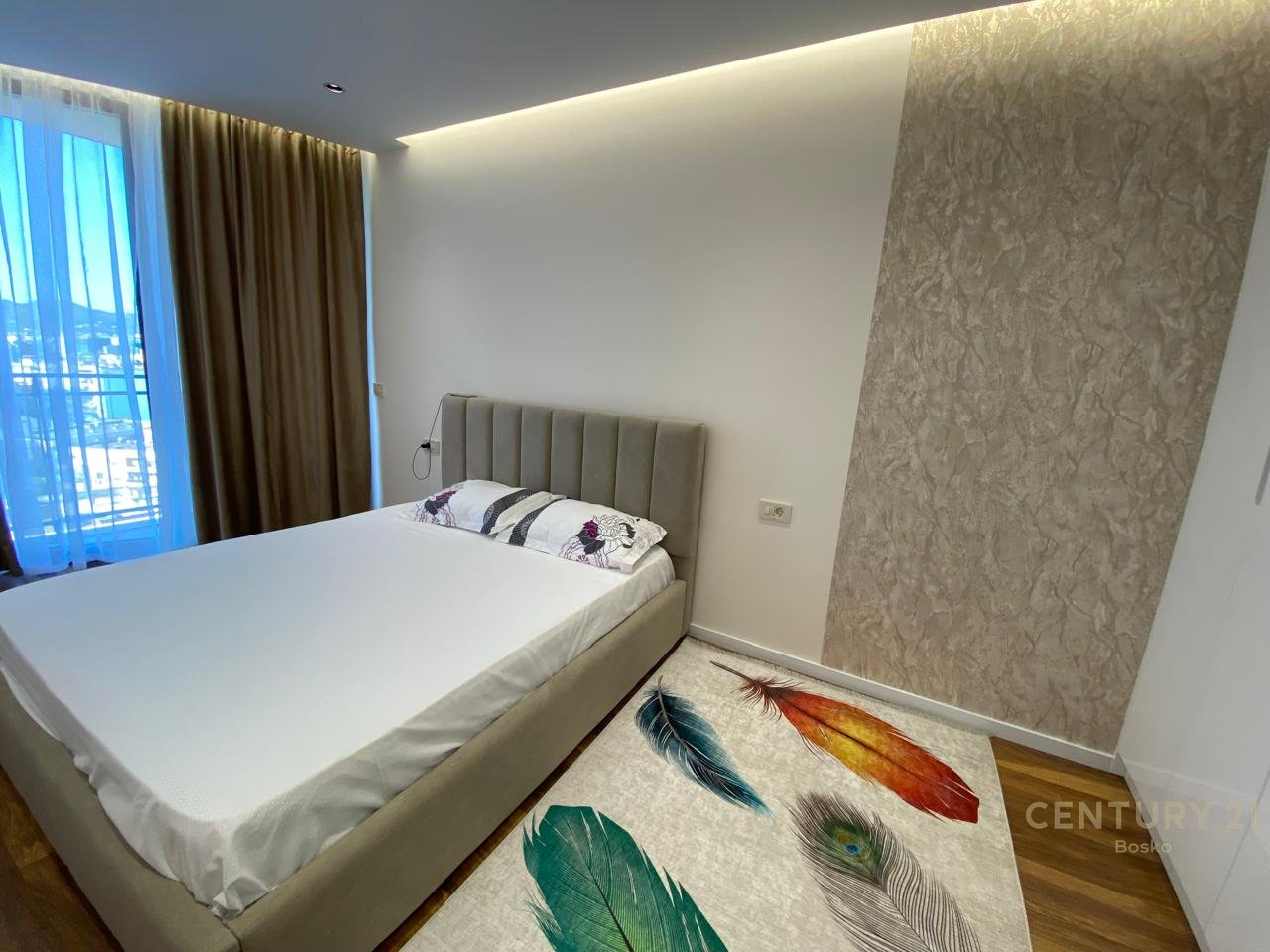 ME QIRA APARTAMENT I RI 1+1 TEK REZIDENCA MINE PEZA!