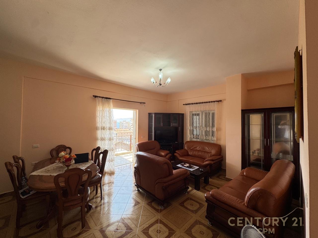 2+1 APARTMENT FOR SALE IN SARANDE!