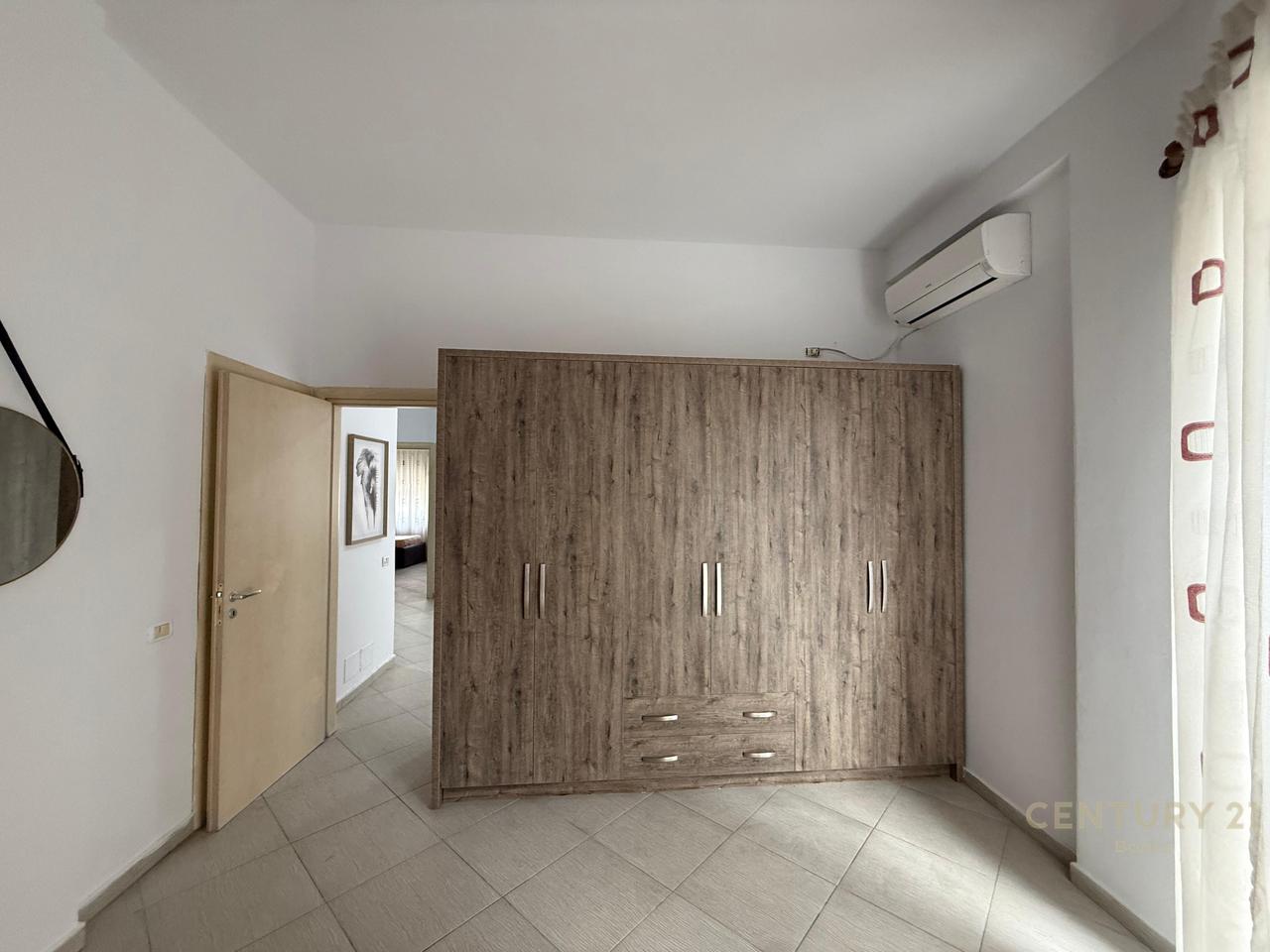 JEPET ME QIRA APARTAMENT 2+1+2+GARAZH LIQENI I THATE!