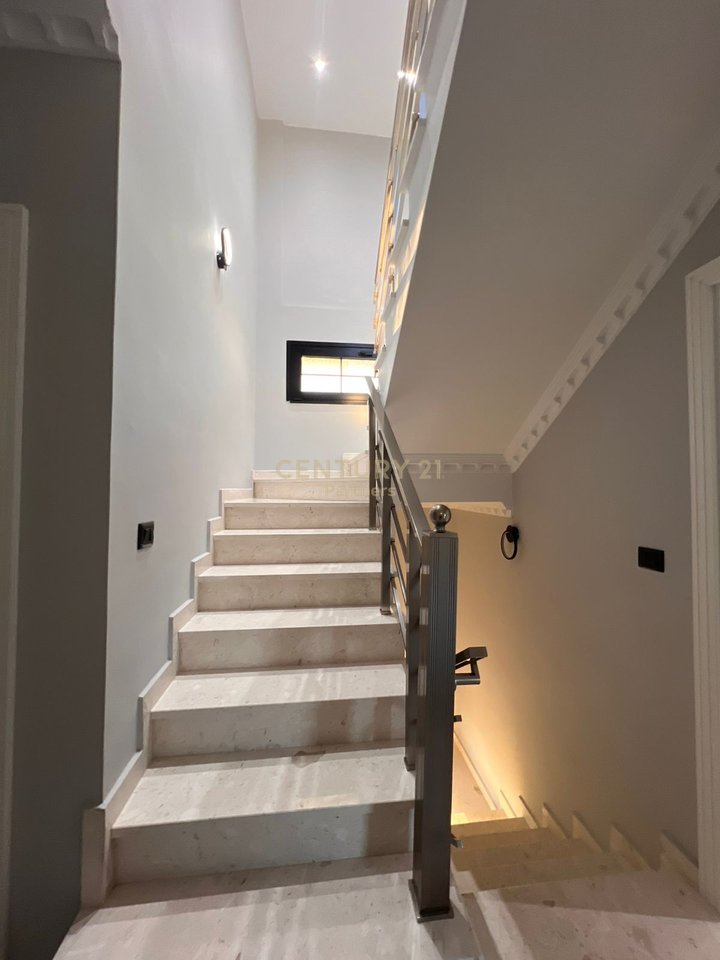 LUXURY DETACHED VILLA FOR SALE + WOODEN HOUSE 10 MINUTES AWAY FROM LALEZI BAY