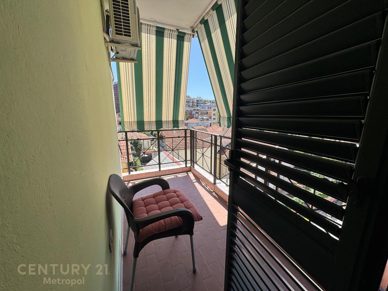 APARTMENT 3+1+2 FOR RENT, KAVAJA STREET BEHIND THE BLOCK OF EMBASSIES!