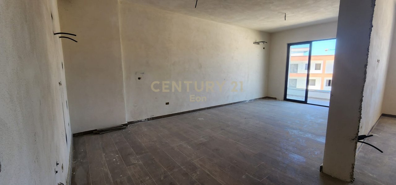 SHITET APARTAMENT 1+1 + POST PARKIMI TEK REZIDENCA EON NE GOLEM !