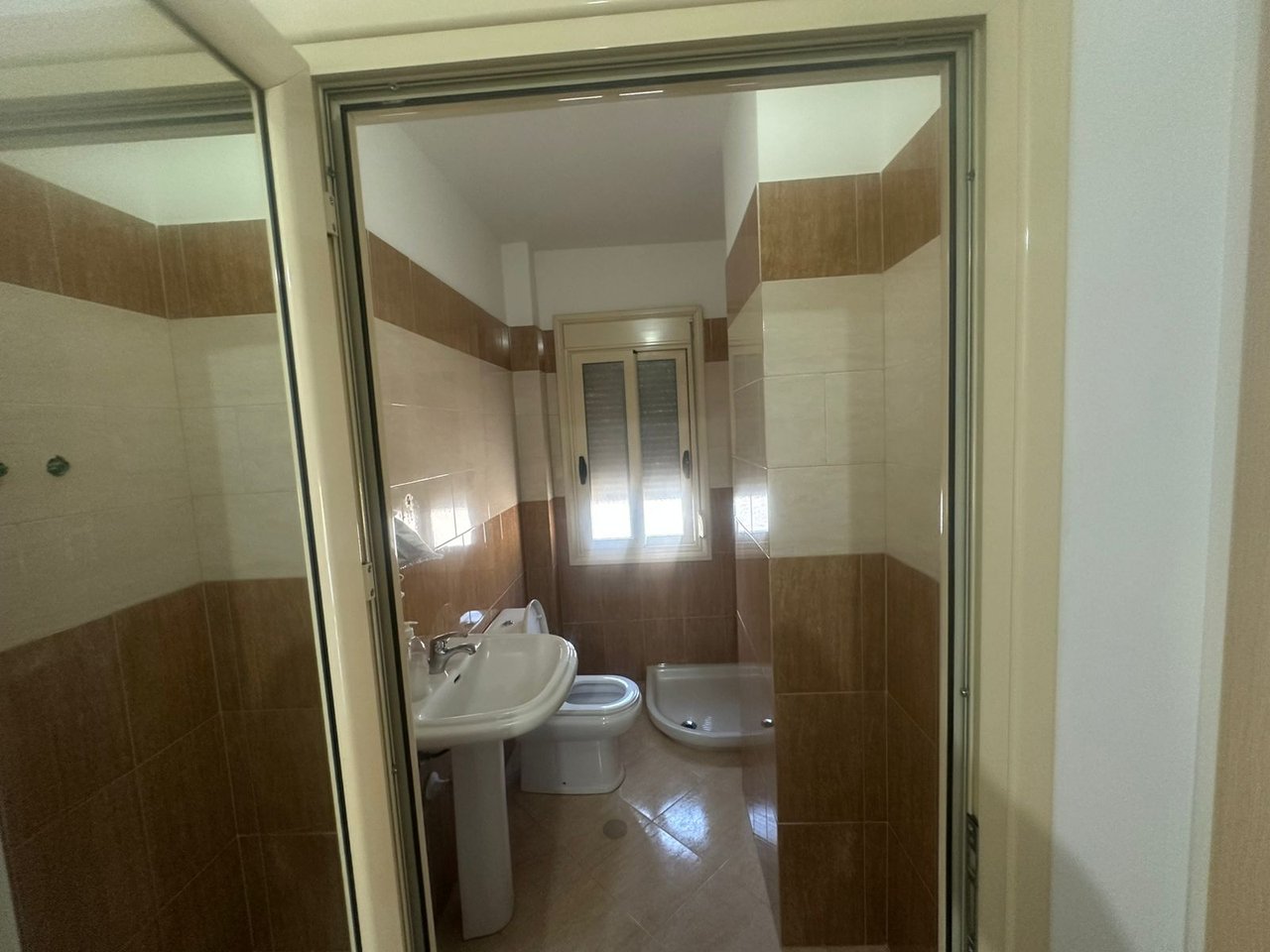 APARTMENT 2+1+2 FOR SALE, NEAR THE LUNGOMARE!
