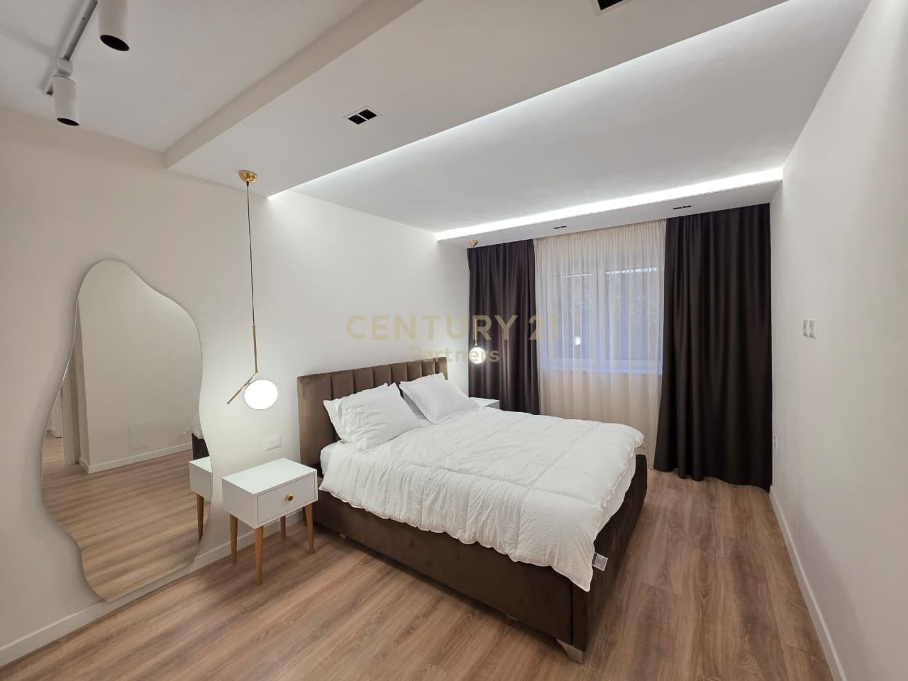 Luxury apartment for rent – behind Hotel Tirana, near the Main Boulevard
