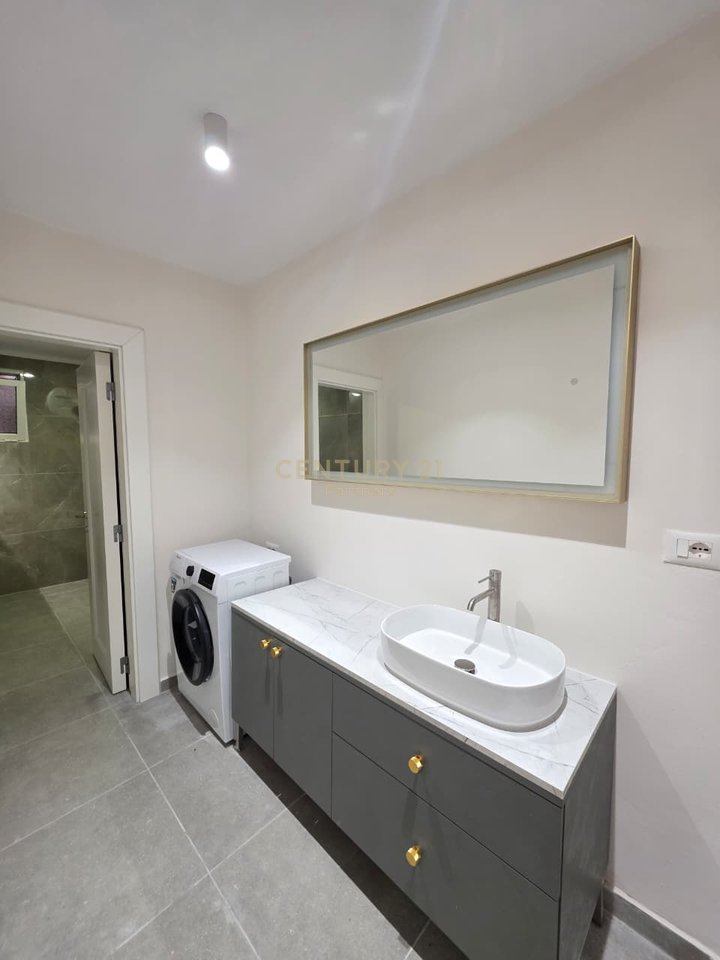 Luxury apartment for rent – behind Hotel Tirana, near the Main Boulevard