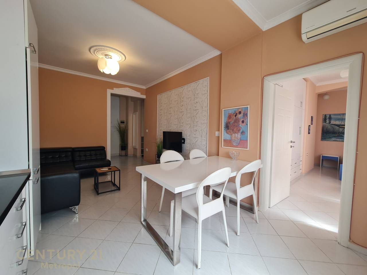 JEPET PER QIRA APARTAMENT 2+1 NE RRUGEN BRIGADA 8- ISH BLLOK!