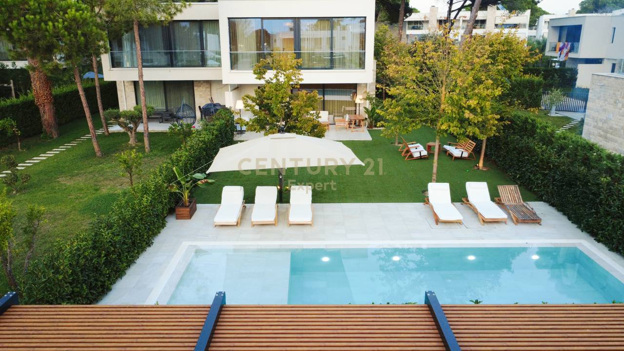 VILLA MODERNA IN VENDITA NEL RESIDENCE SAN PIETRO, LALZ BAY!!!