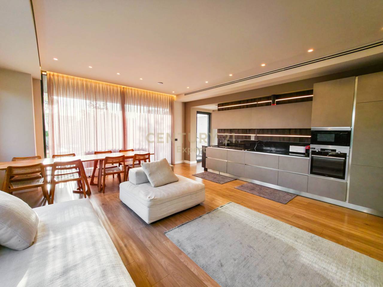 VILLA MODERNA IN VENDITA NEL RESIDENCE SAN PIETRO, LALZ BAY!!!