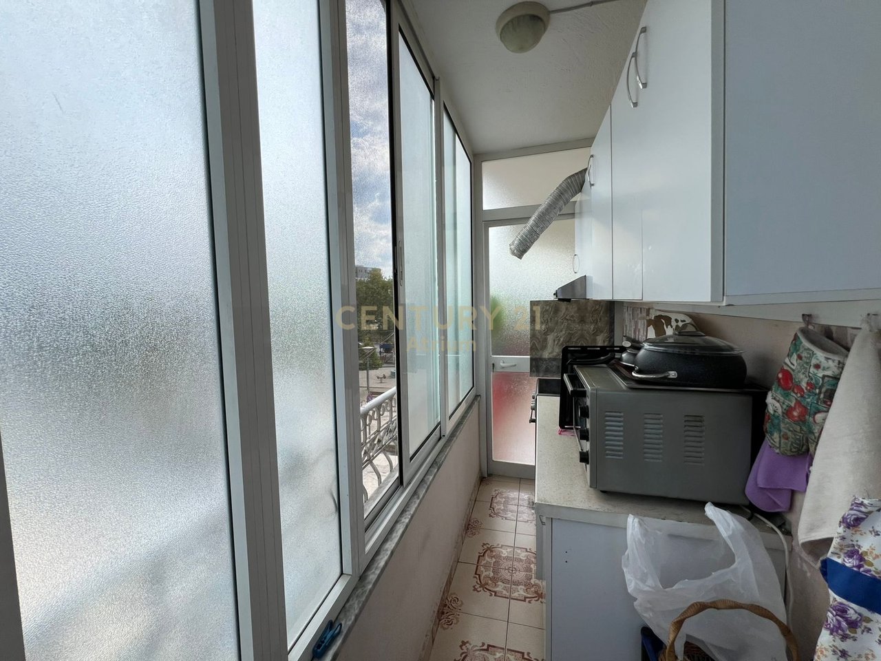 3+1+2 APARTMENT FOR SALE NEAR THE NEW MATERNITY!