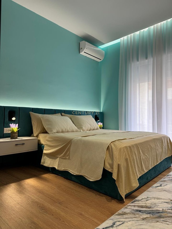 SHITET SUPER APARTAMENT  2+1 NE LUNGOMARE -100 M NGA DETI!!