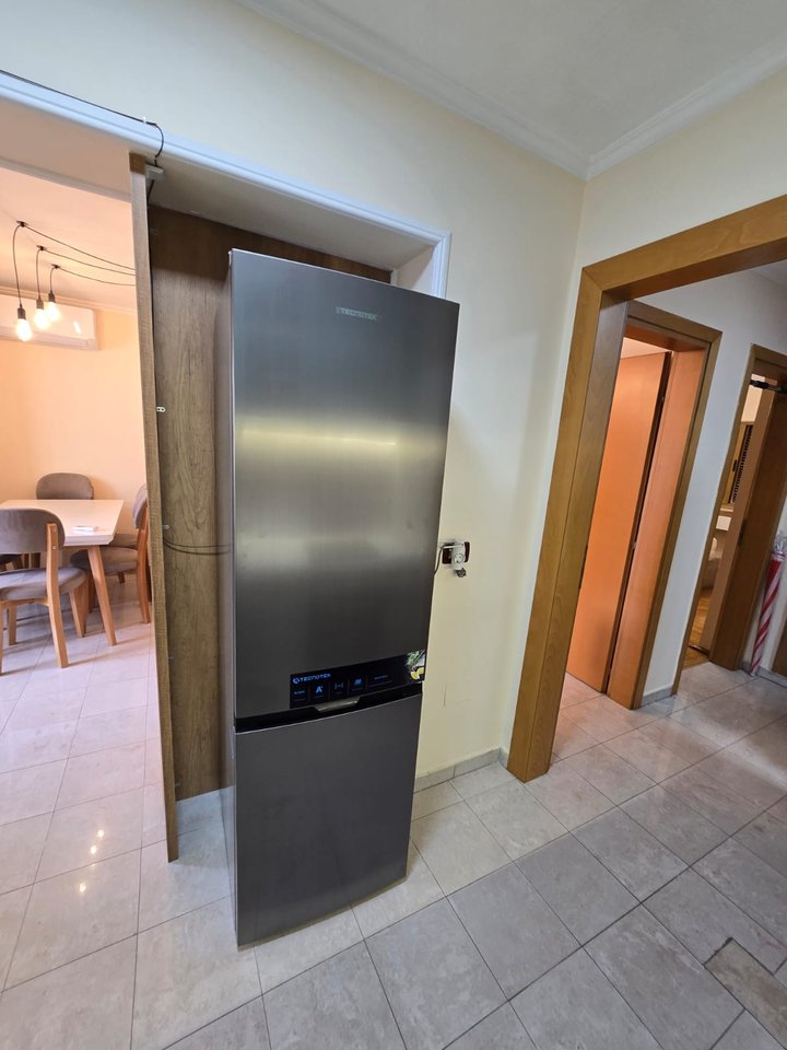 Jepet me Qira Apartament 1+1 pranë ish-Stacionit të Trenit