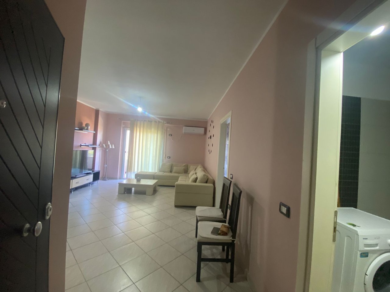 APARTAMENT 1+1 PER SHITJE,NE TRANSBALLKANIKE!
