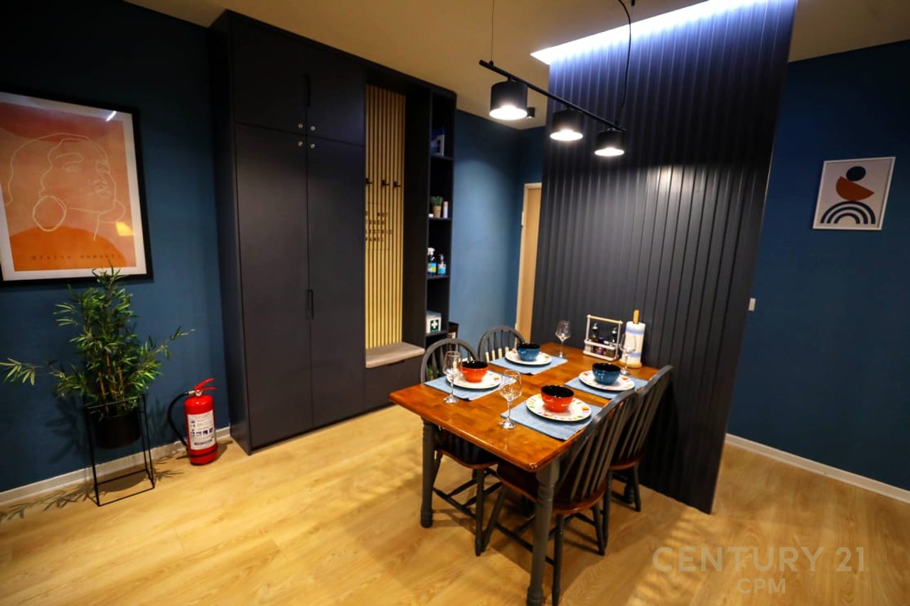 APARTAMENT 2+1 ME QIRA TEK SHALLVARET!