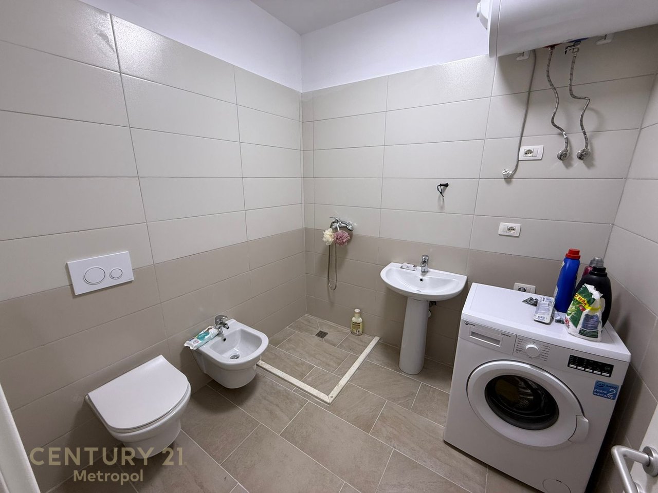FOR RENT 2+1+2 APARTMENT, DARLING ALI DEM COMPLEX!