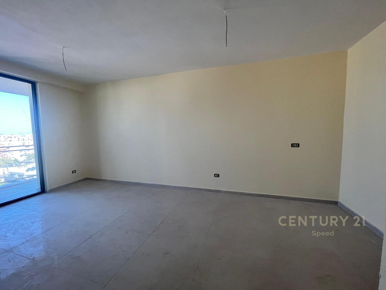 Apartament 2+1 me qira për zyra ne Rrugen Mize Peza!!