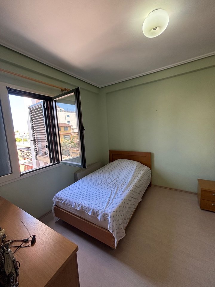 VILLA FOR SALE, NEAR THE OLD COURT!
