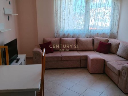 JAPIM ME QIRA APARTAMENT 2+1 NE ASTIR!