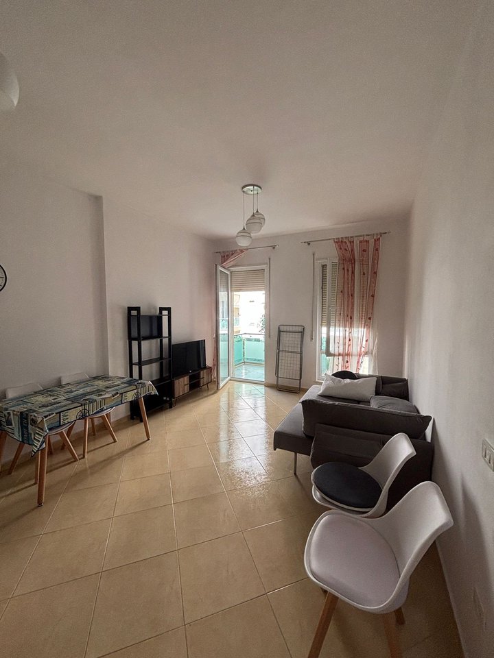 1+1 APARTMENT FOR SALE ON THE LUNGOMARE!
