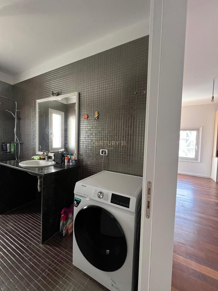 LUXURY PENTHOUSE FOR SALE NEAR VLORA MARINA PORT!!!