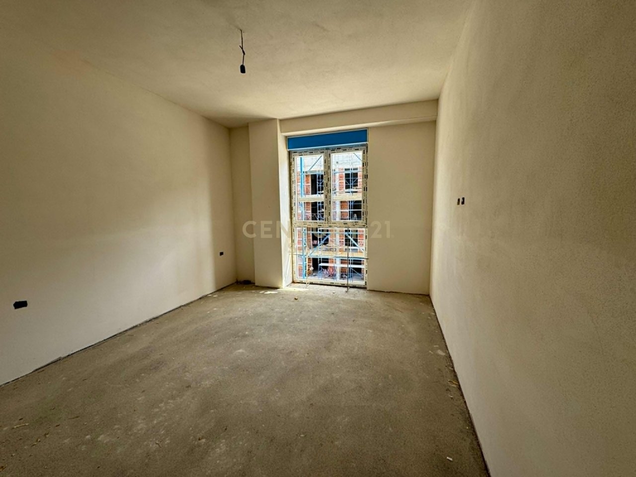 OFFER!! WE ARE SELLING A 3+1+2 APARTMENT + PARKING SPACE NEAR THE NEW BOULEVARD!