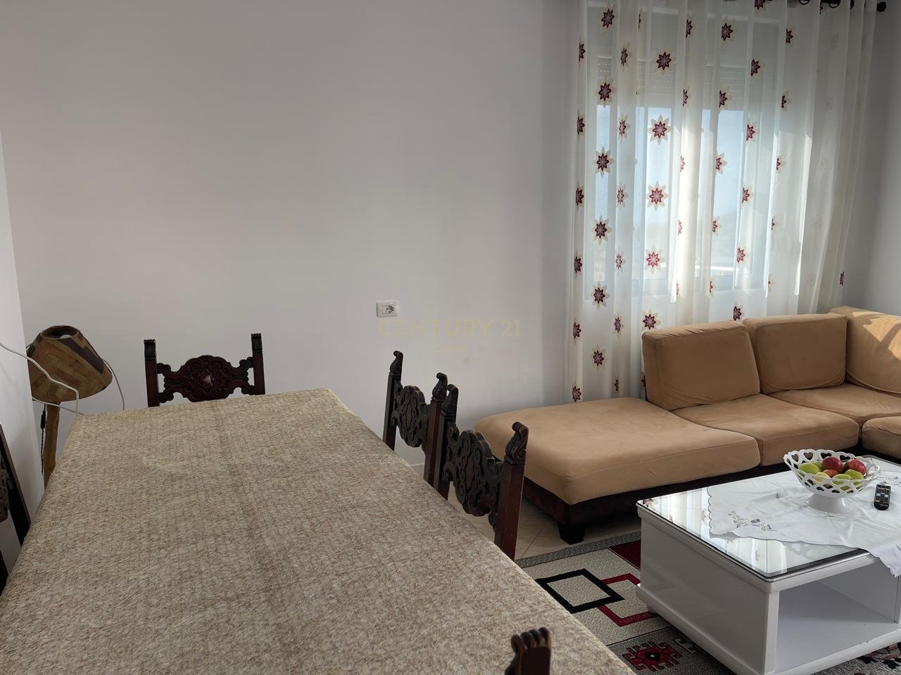 PAPAFINGO 3+1+2 FOR SALE - VLORE, IN COLE