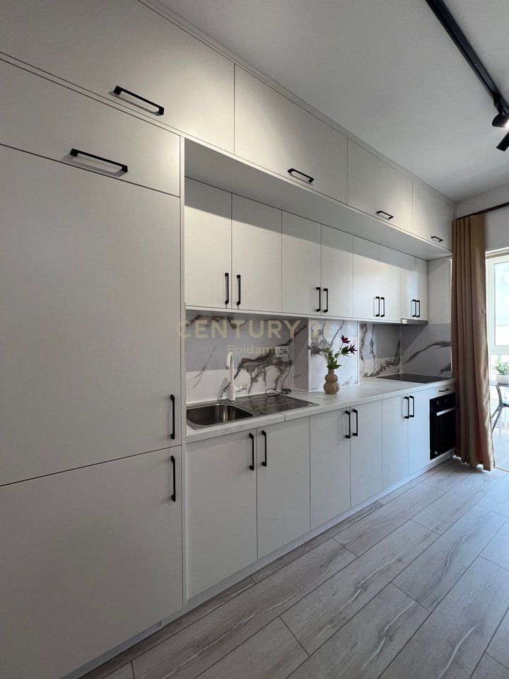 Apartment 1+1 for sale, invested, Red Wheel beach